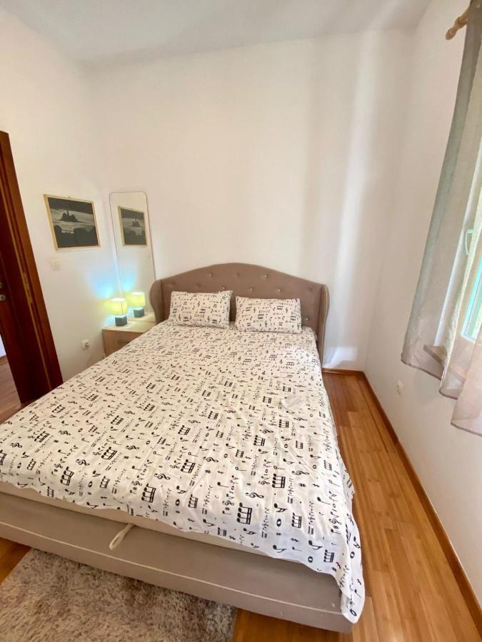 Roman Garden Apartment 리산 외부 사진